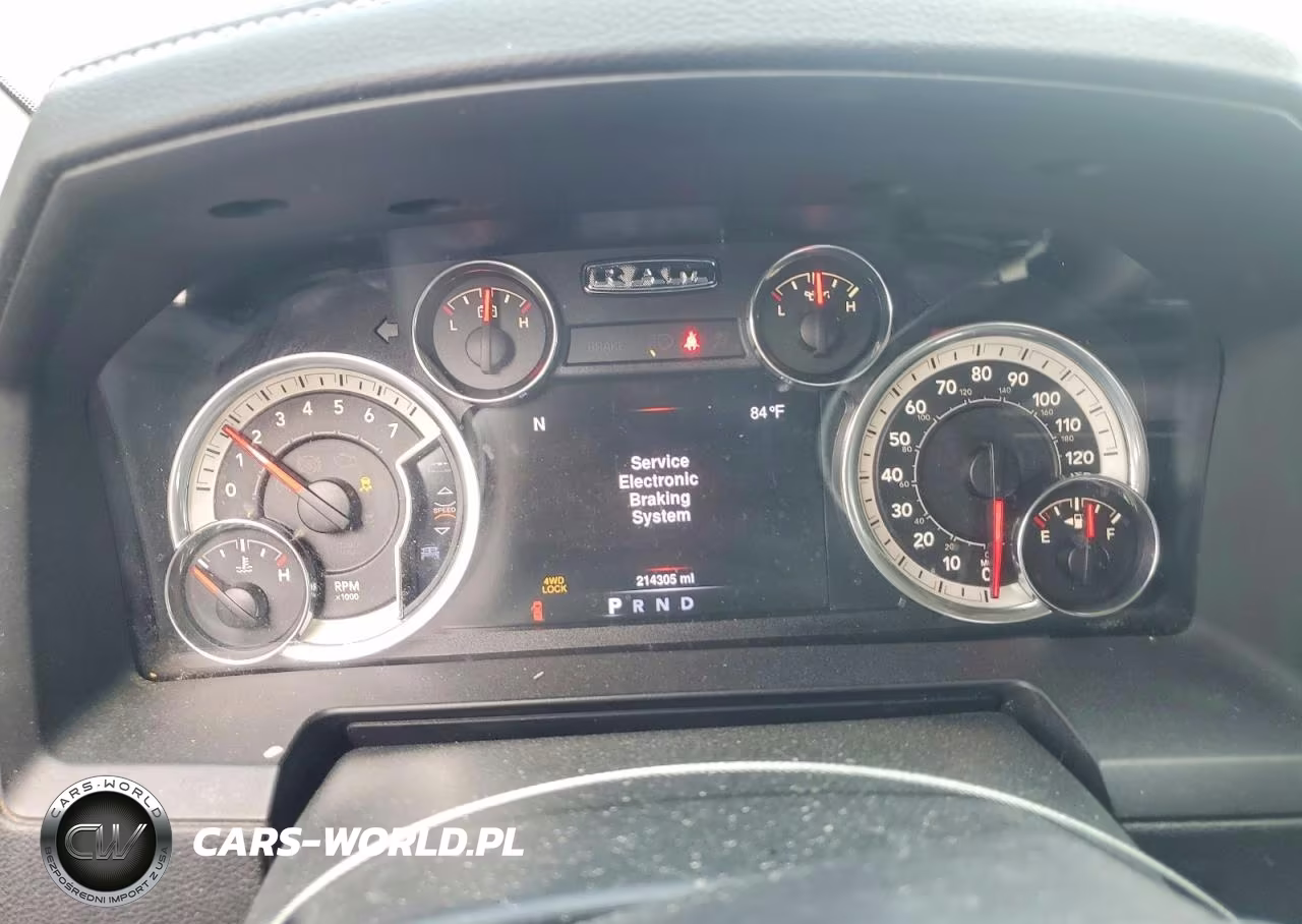 2016 Ram 1500 Laramie VIN:1C6RR7NT6GS314749 - 9