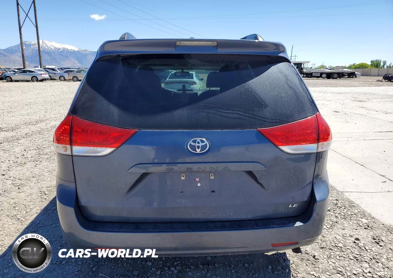 2014 Toyota Sienna Le VIN:5TDKK3DC5ES456380 - 6