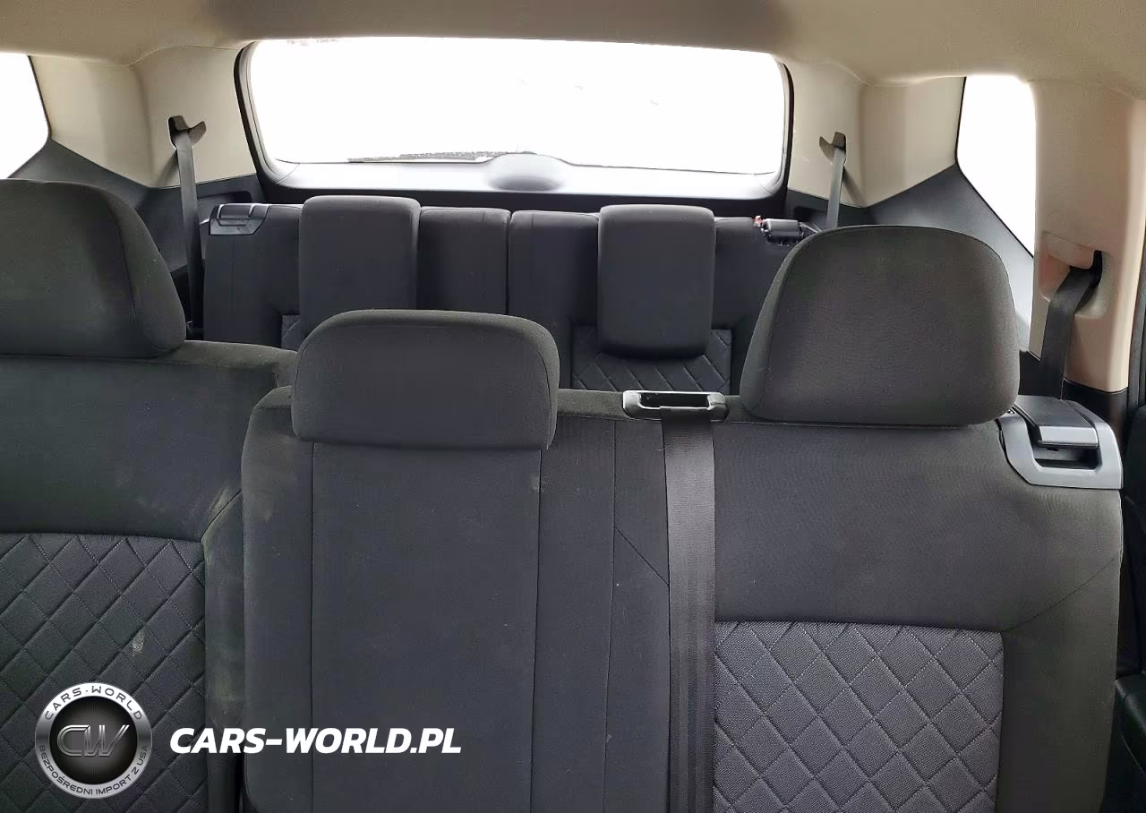2019 Volkswagen Atlas S VIN:1V2AP2CA0KC590393 - 10