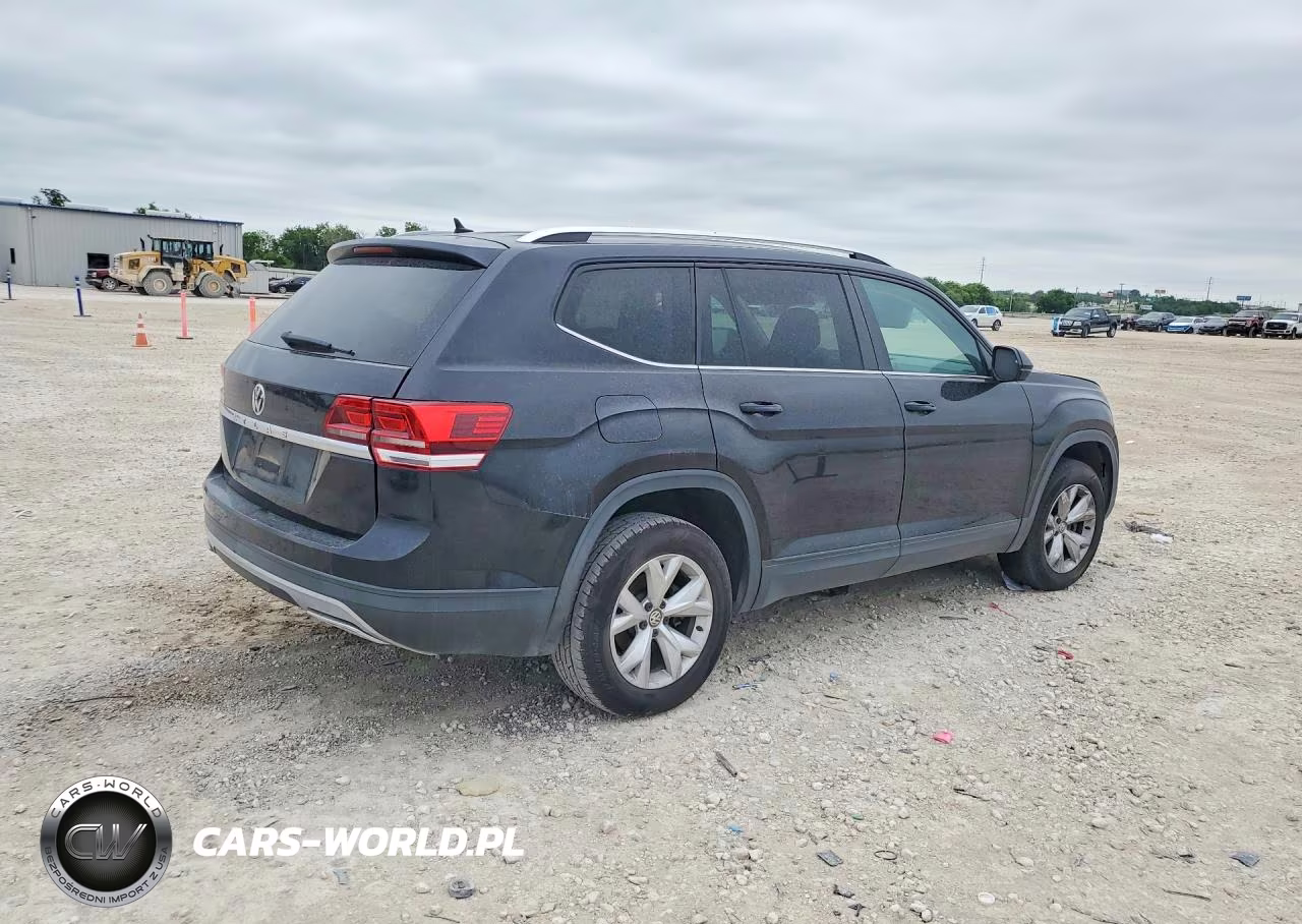 2019 Volkswagen Atlas S VIN:1V2AP2CA0KC590393 - 3
