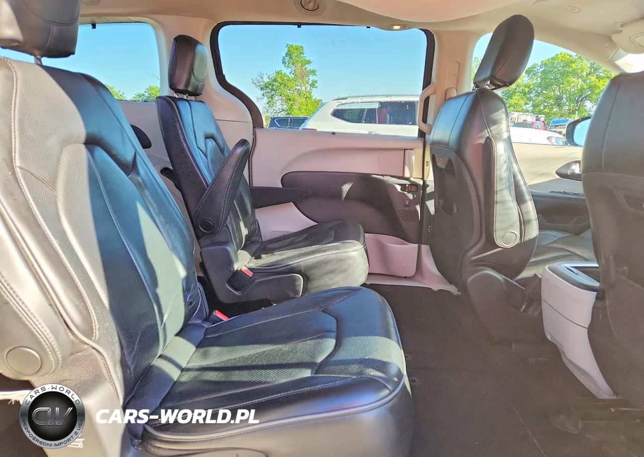2020 Chrysler Pacifica Limited VIN:2C4RC1GG8LR159687 - 11
