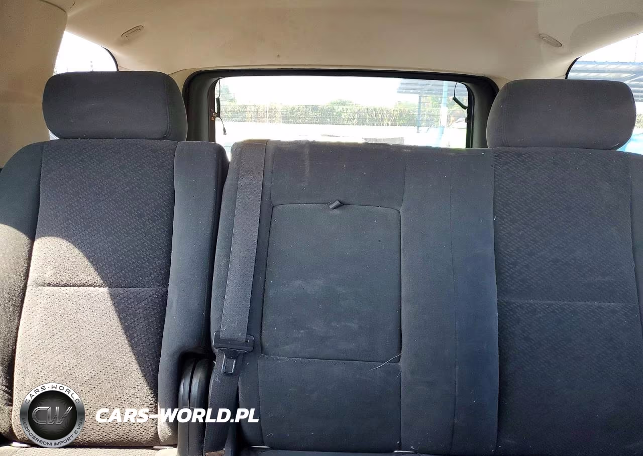 2007 GMC Yukon VIN:1GKFC13C57J364470 - 10