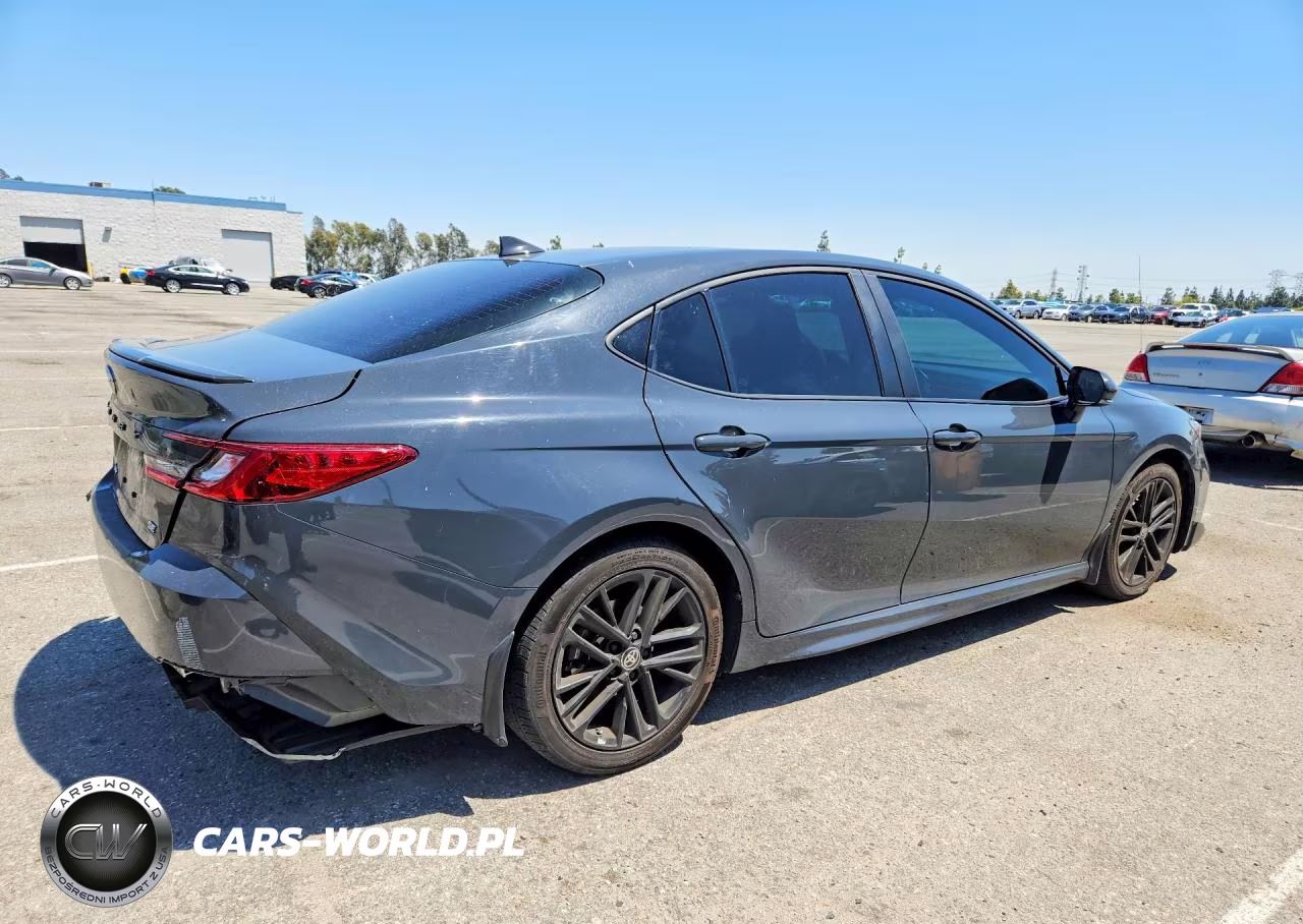 2025 Toyota Camry Se VIN:4T1DAACK4SU510621 - 3