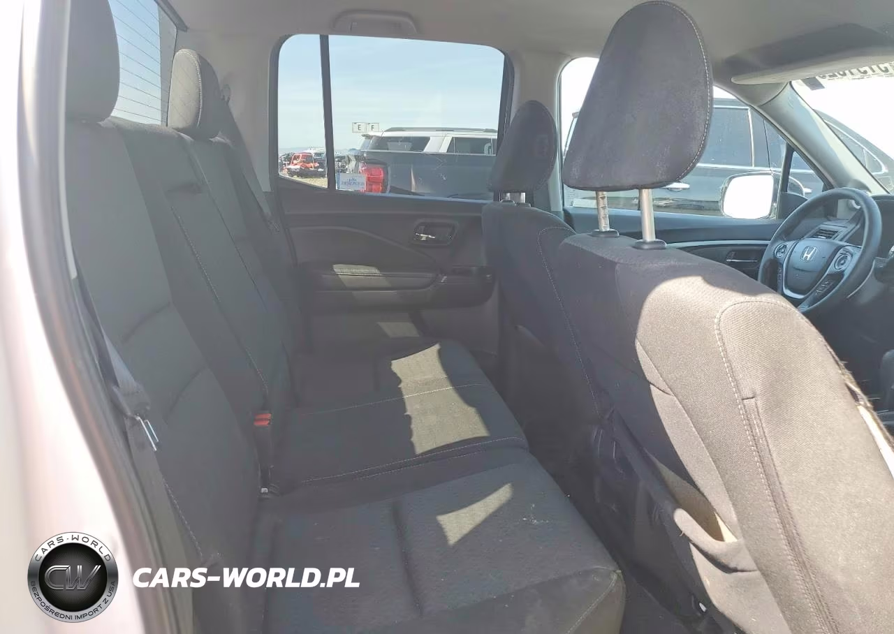 2019 Honda Ridgeline Sport VIN:5FPYK3F18KB042832 - 10