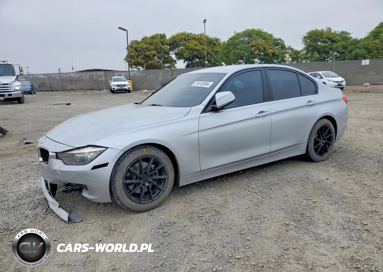2014 BMW 328 I – zdjęcie 1 z 12