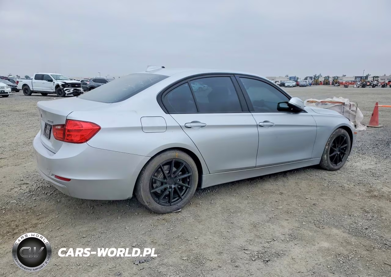 2014 BMW 328 I VIN:WBA3A5G57ENP32481 - 3