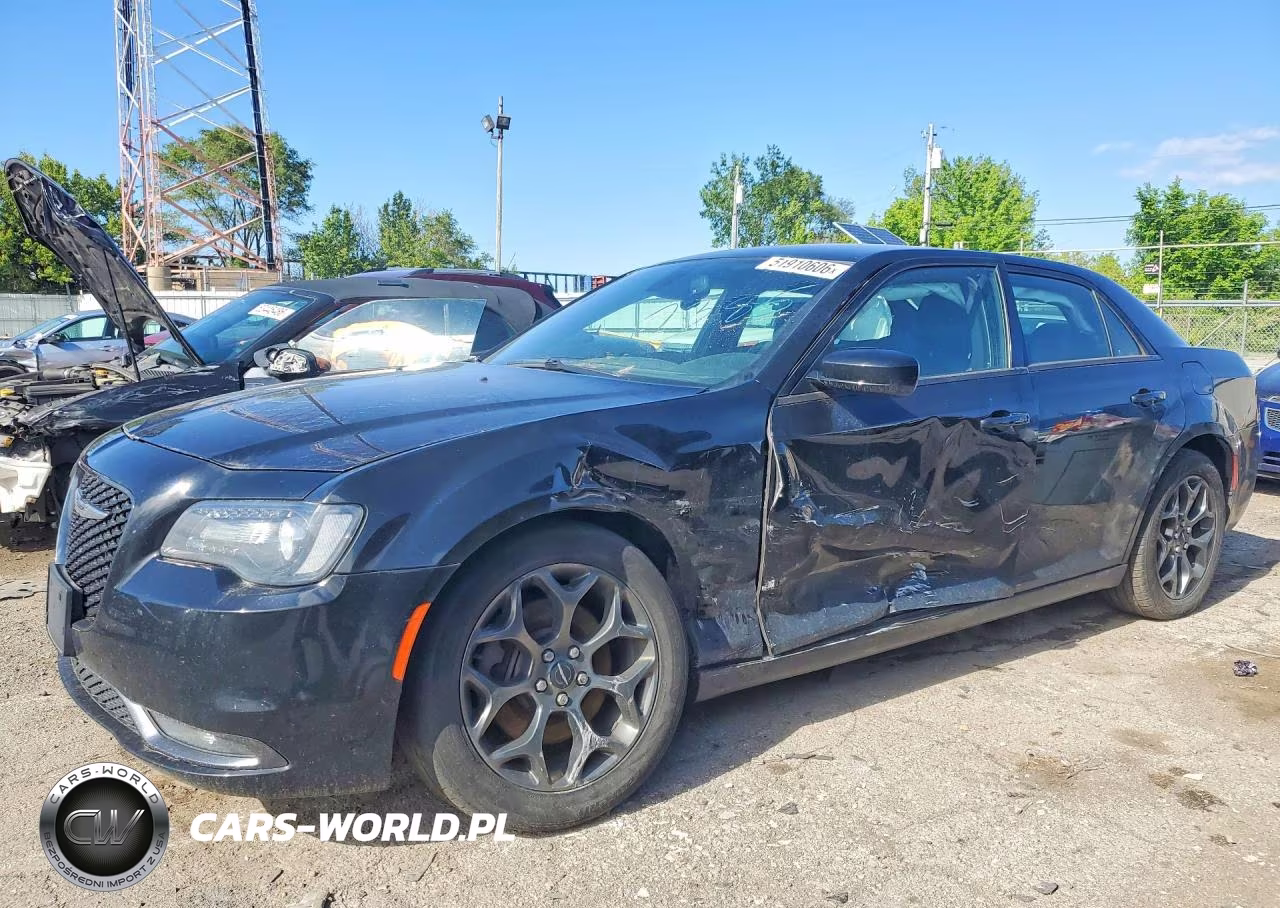 2017 Chrysler 300 S VIN:2C3CCAGG2HH597385 - 1