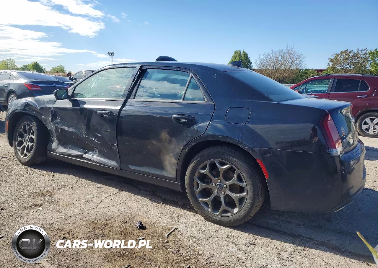 2017 Chrysler 300 S VIN:2C3CCAGG2HH597385 - 2