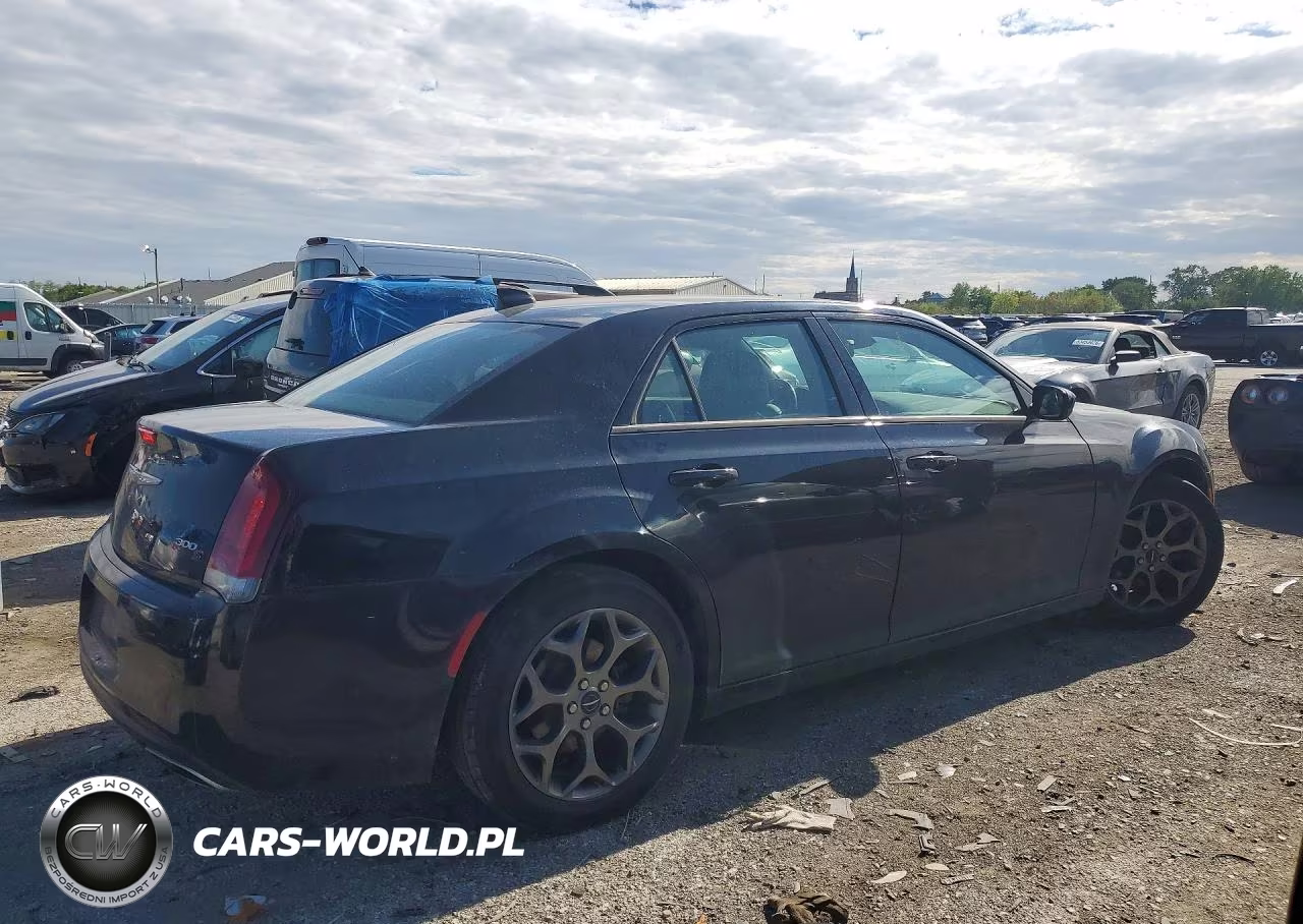 2017 Chrysler 300 S VIN:2C3CCAGG2HH597385 - 3