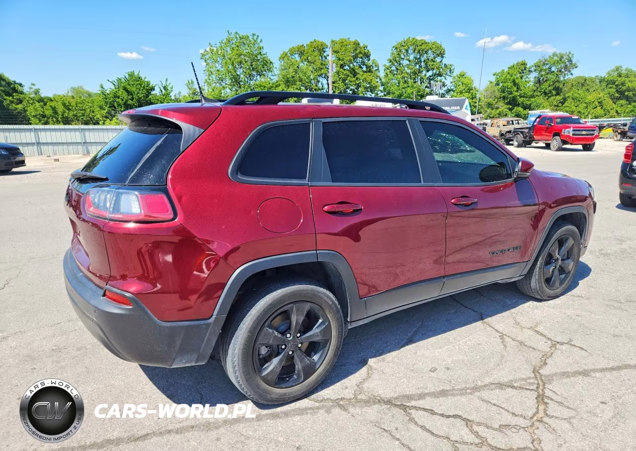 2021 Jeep Cherokee Latitude Plus VIN:1C4PJMLB7MD210397 - 3