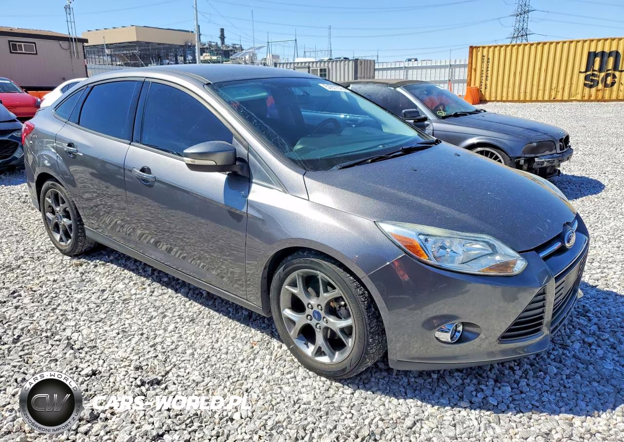 2013 Ford Focus Se VIN:1FADP3F21DL351145 - 4