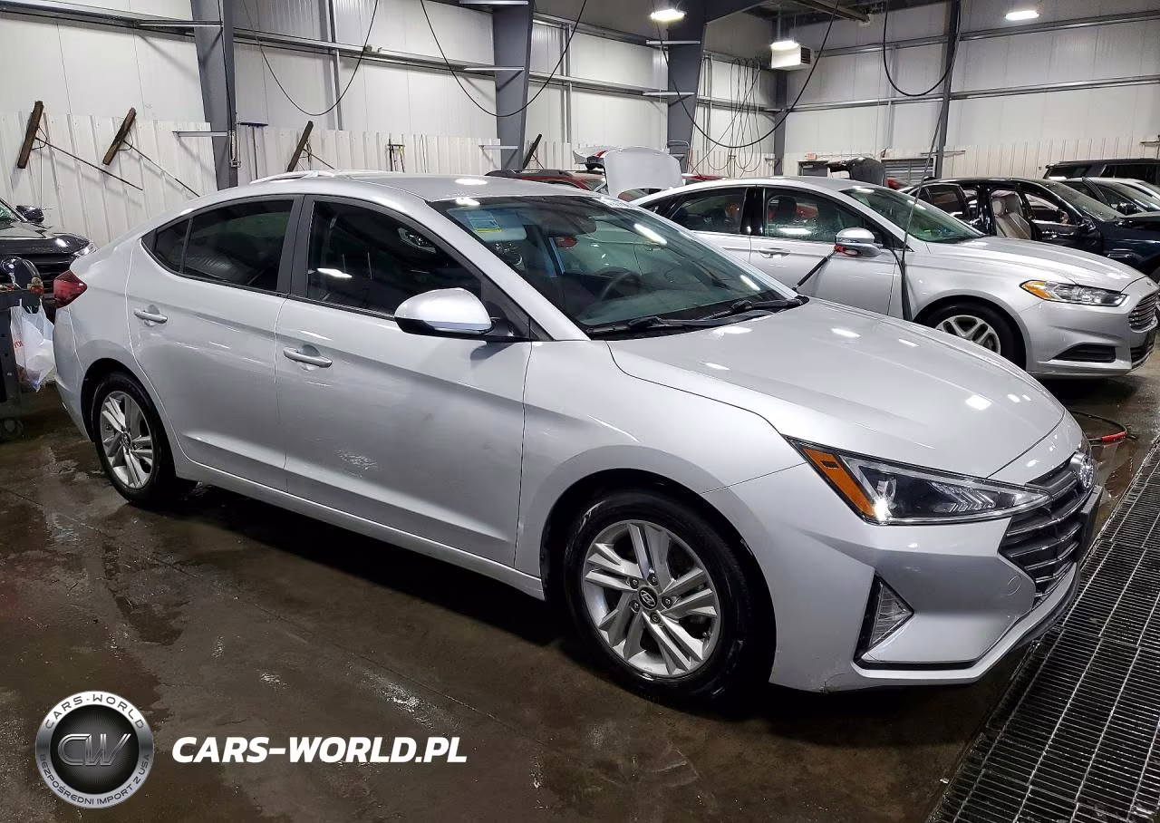 2019 Hyundai Elantra Sel VIN:KMHD84LF7KU773220 - 4