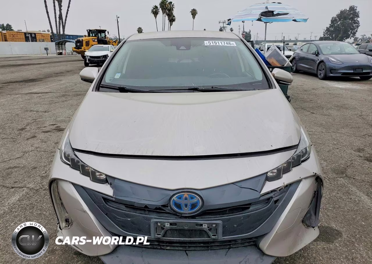 2020 Toyota Prius Prime Xle VIN:JTDKARFP7L3135512 - 5