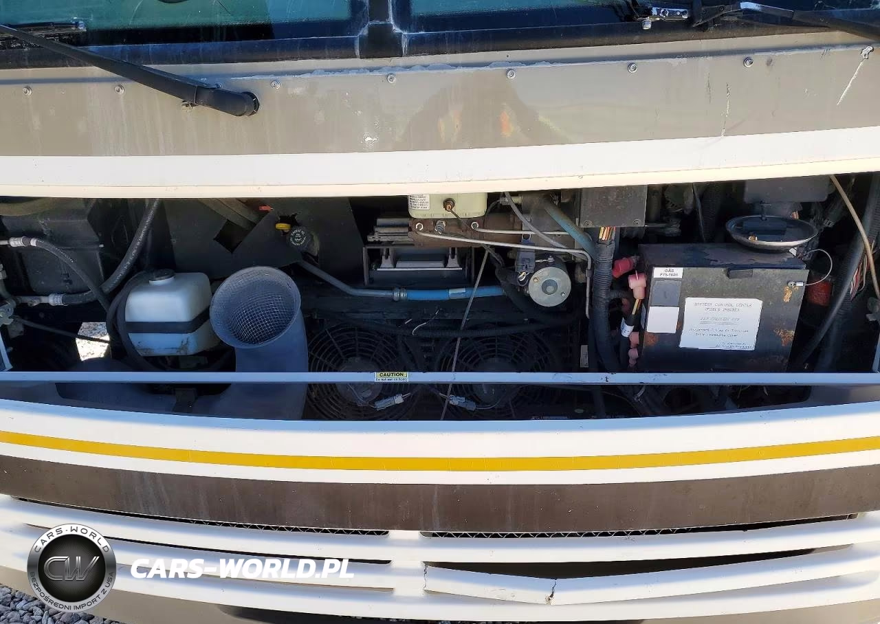 2005 Fleetwood Bounder 34F VIN:5B4MP67G243392265 - 7
