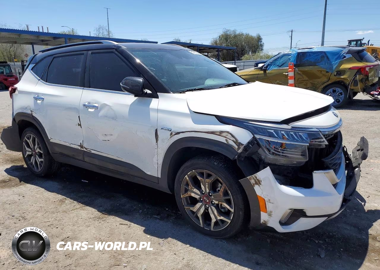 2021 Kia Seltos VIN:KNDETCA23M7203072 - 4