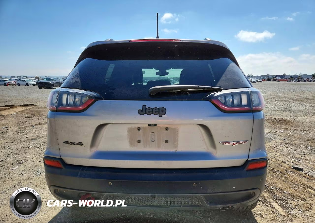2019 Jeep Cherokee Trailhawk VIN:1C4PJMBX7KD130575 - 6
