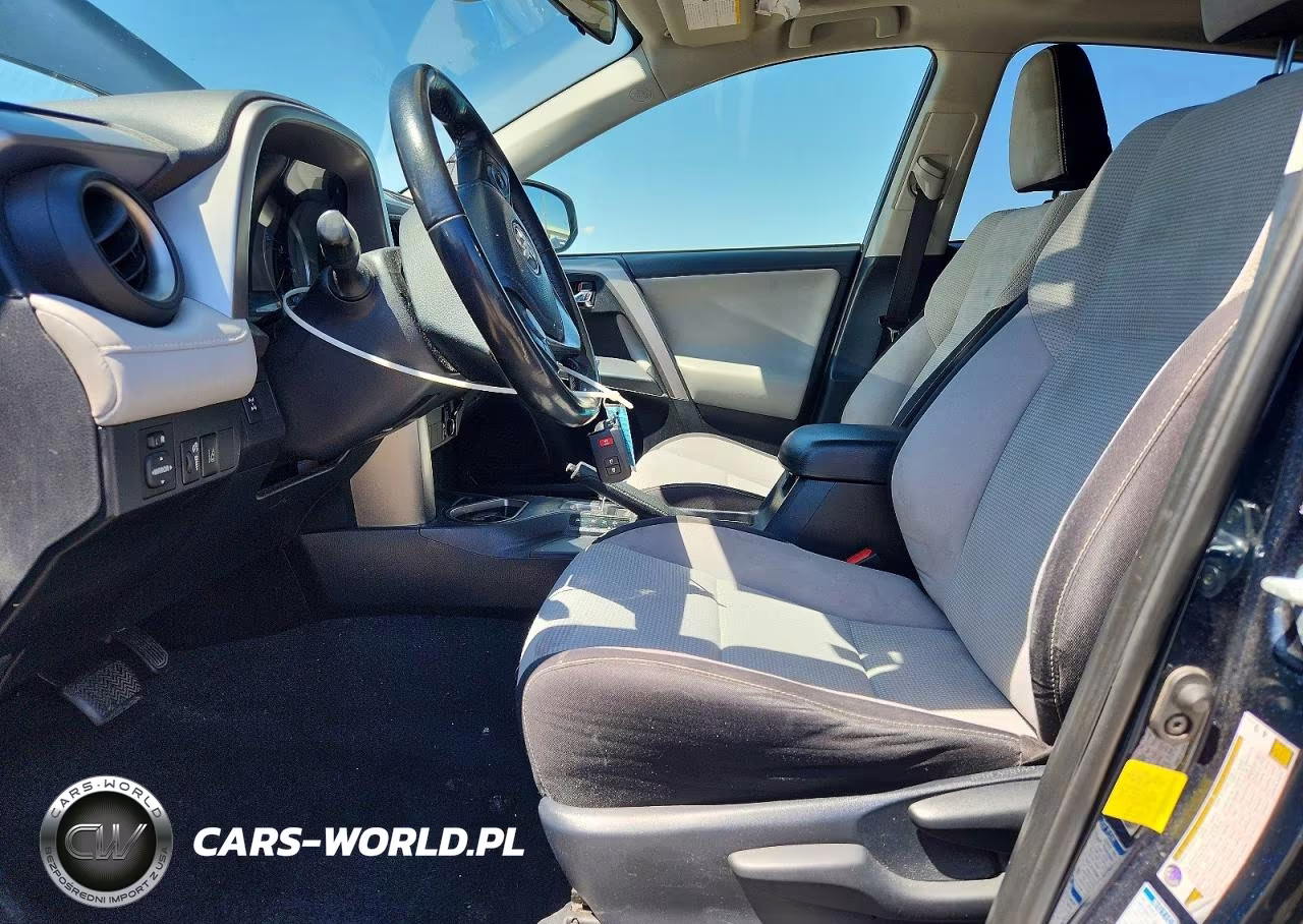 2018 Toyota Rav4 Xle VIN:JTMRFREV6JJ725323 - 7