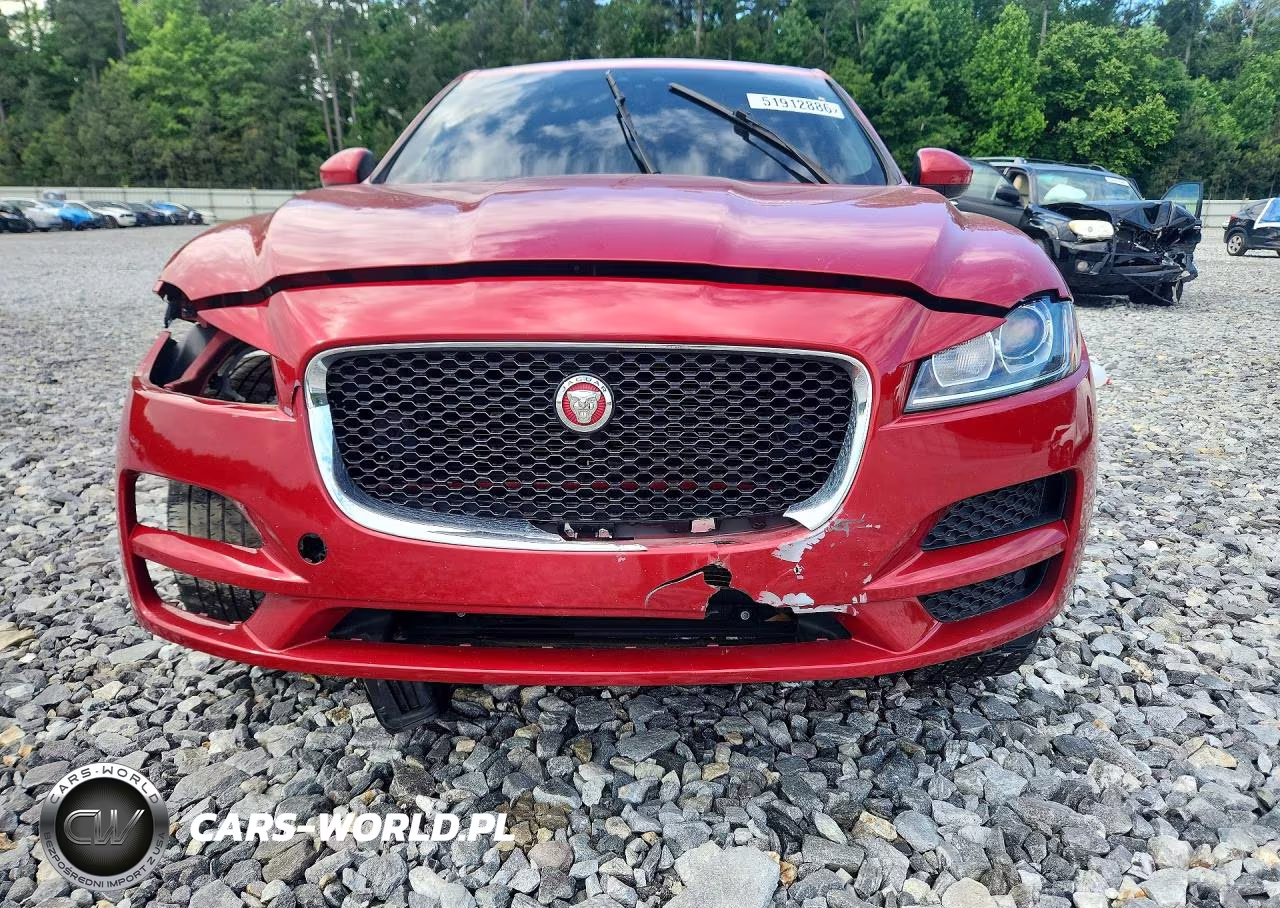 2017 Jaguar F-Pace Premium VIN:SADCJ2BV0HA072812 - 5