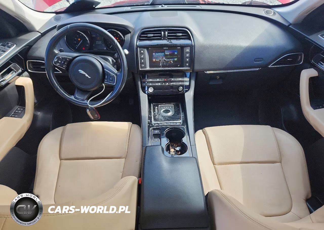 2017 Jaguar F-Pace Premium VIN:SADCJ2BV0HA072812 - 8