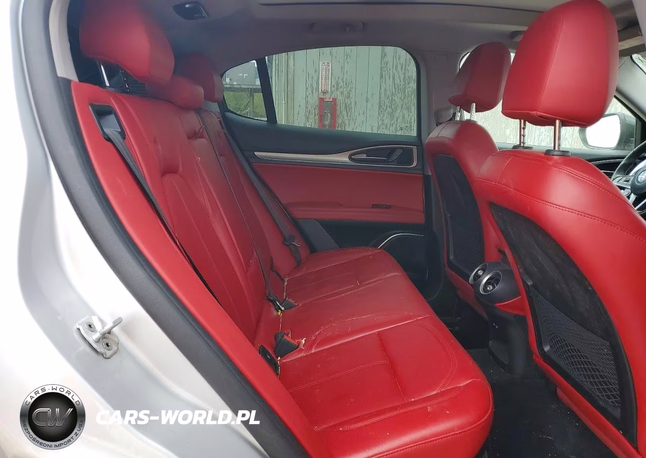 2019 Alfa Romeo Stelvio VIN:ZASPAKAN2K7C32151 - 11