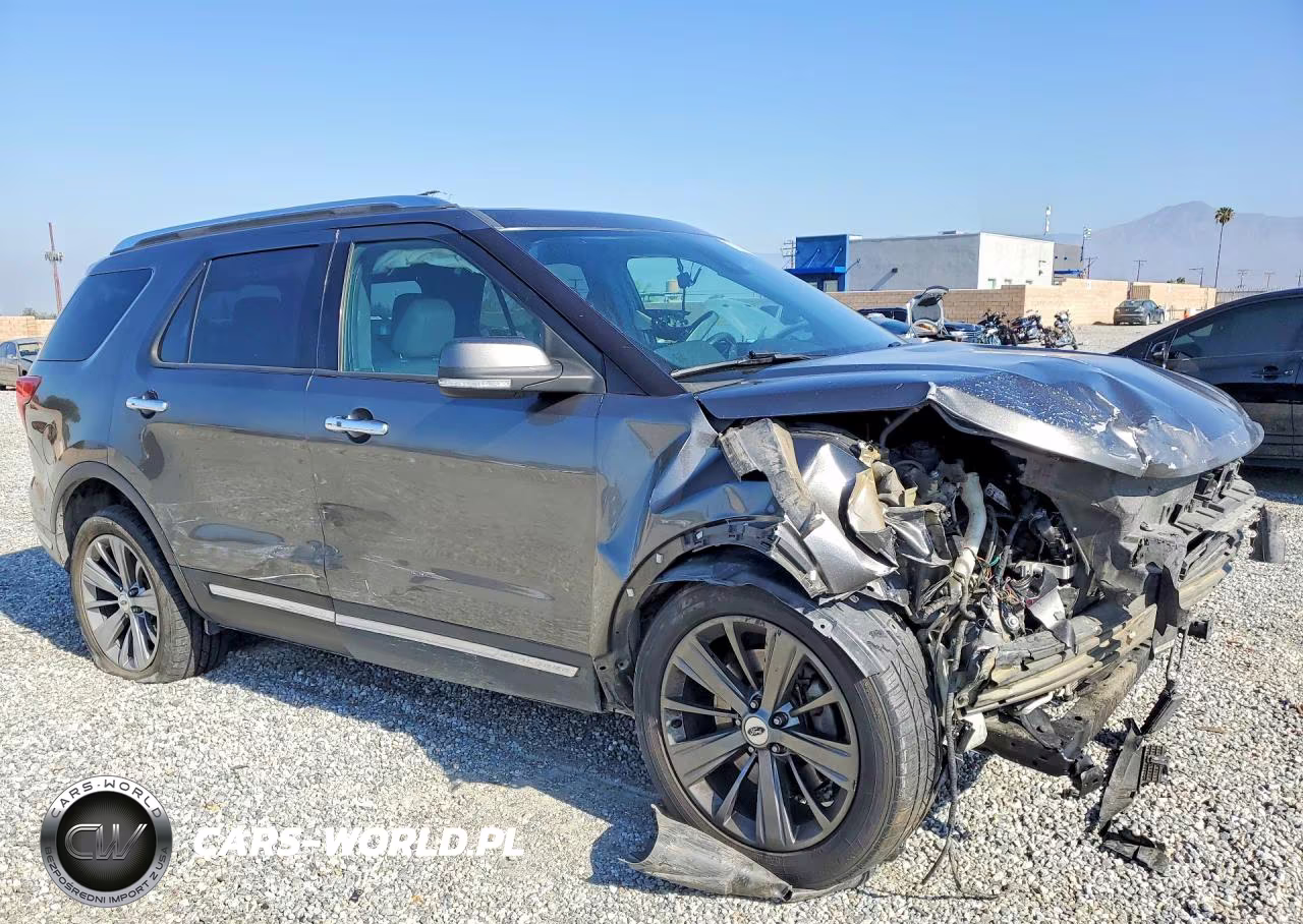 2018 Ford Explorer Limited VIN:1FM5K8F8XJGB44526 - 4