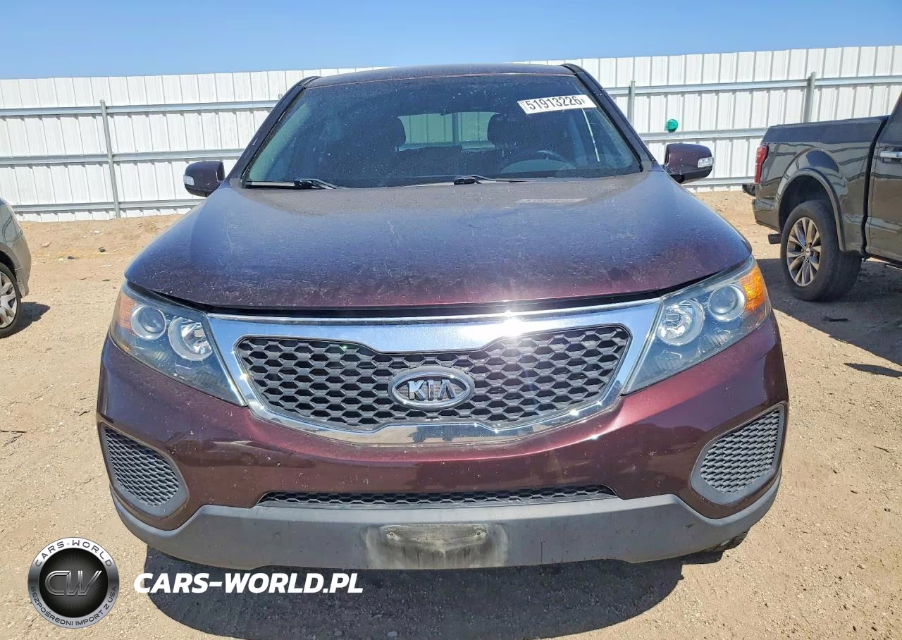 2012 Kia Sorento Lx VIN:5XYKT3A10CG286018 - 5
