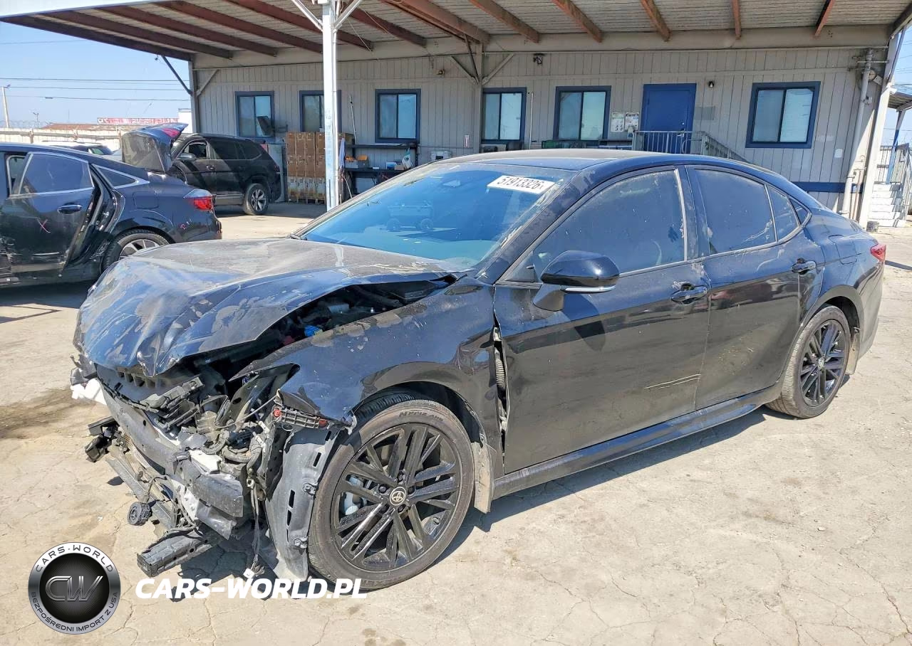 2025 Toyota Camry Se – zdjęcie 1 z 12