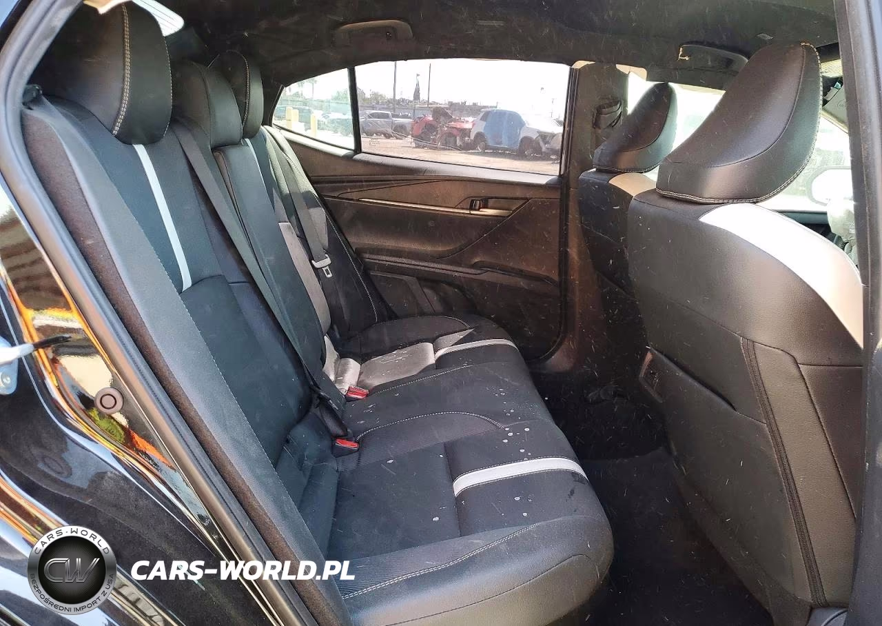 2025 Toyota Camry Se VIN:4T1DAACK0SU055900 - 10