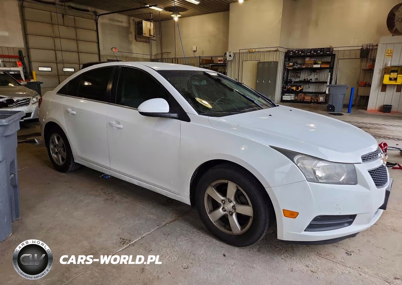 2014 Chevrolet Cruze Lt VIN:1G1PC5SB5E7358901 - 4