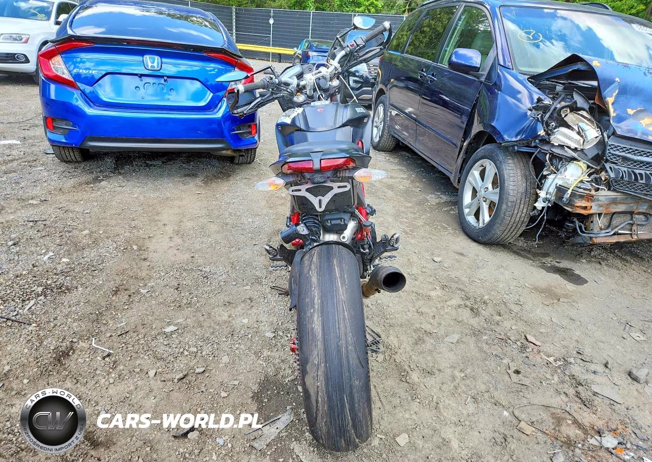2015 Ducati Hypermotard Hyperstrada VIN:ZDM1YBTS3FB010321 - 4