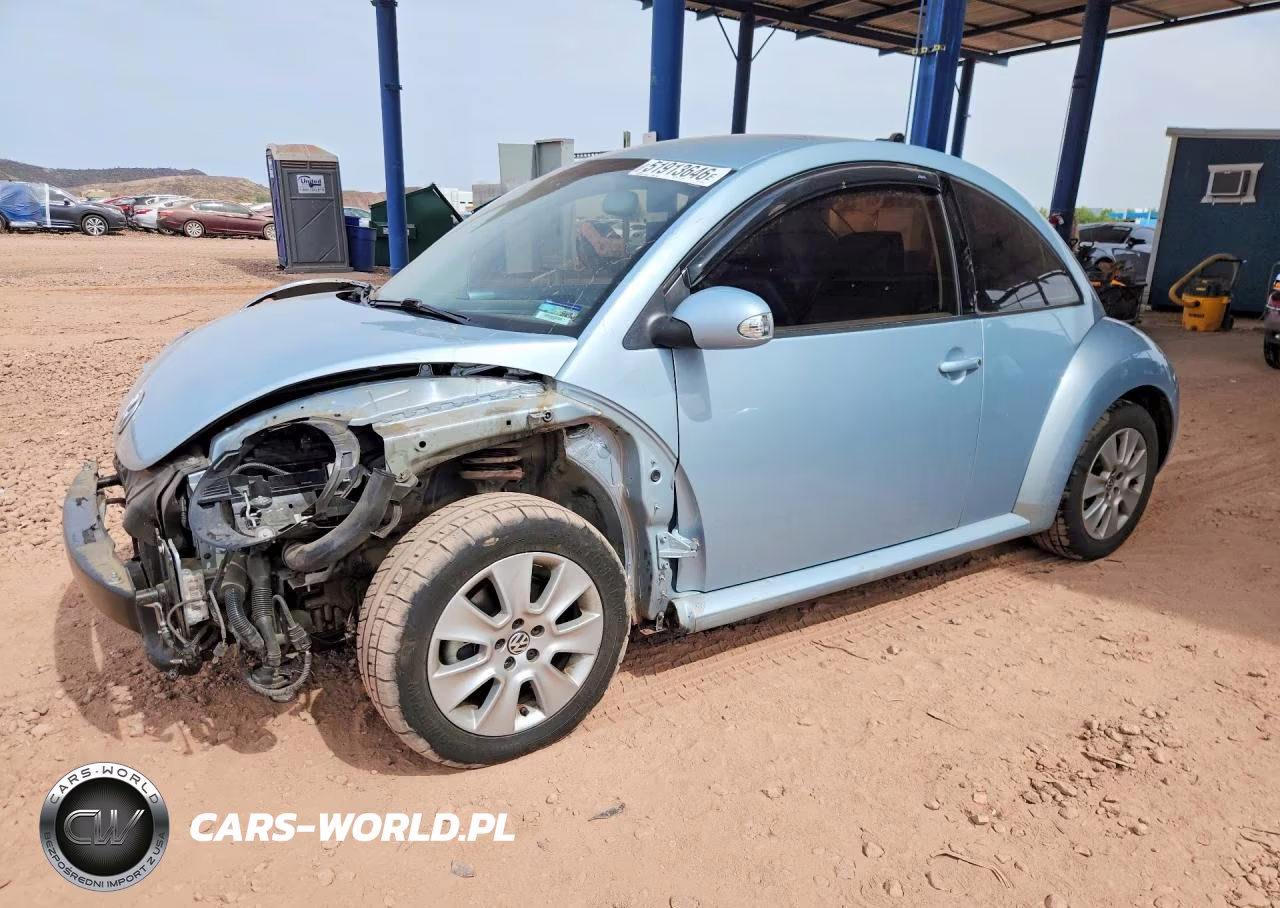2009 Volkswagen New Beetle S