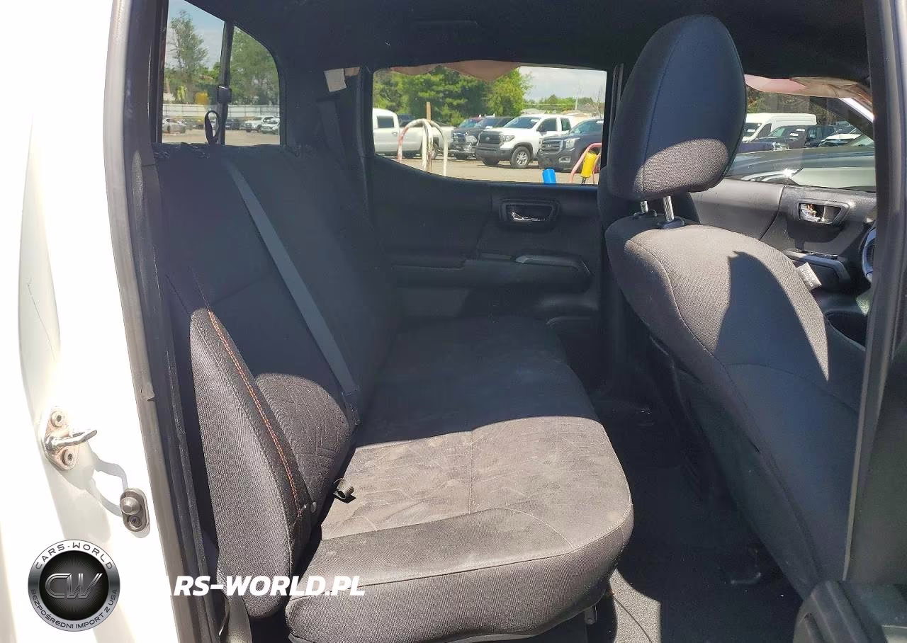 2016 Toyota Tacoma Trd Sport VIN:5TFCZ5AN4GX019145 - 10
