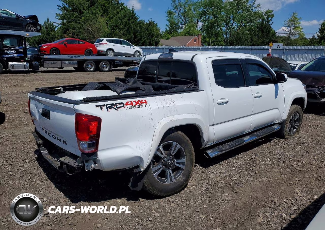2016 Toyota Tacoma Trd Sport VIN:5TFCZ5AN4GX019145 - 3