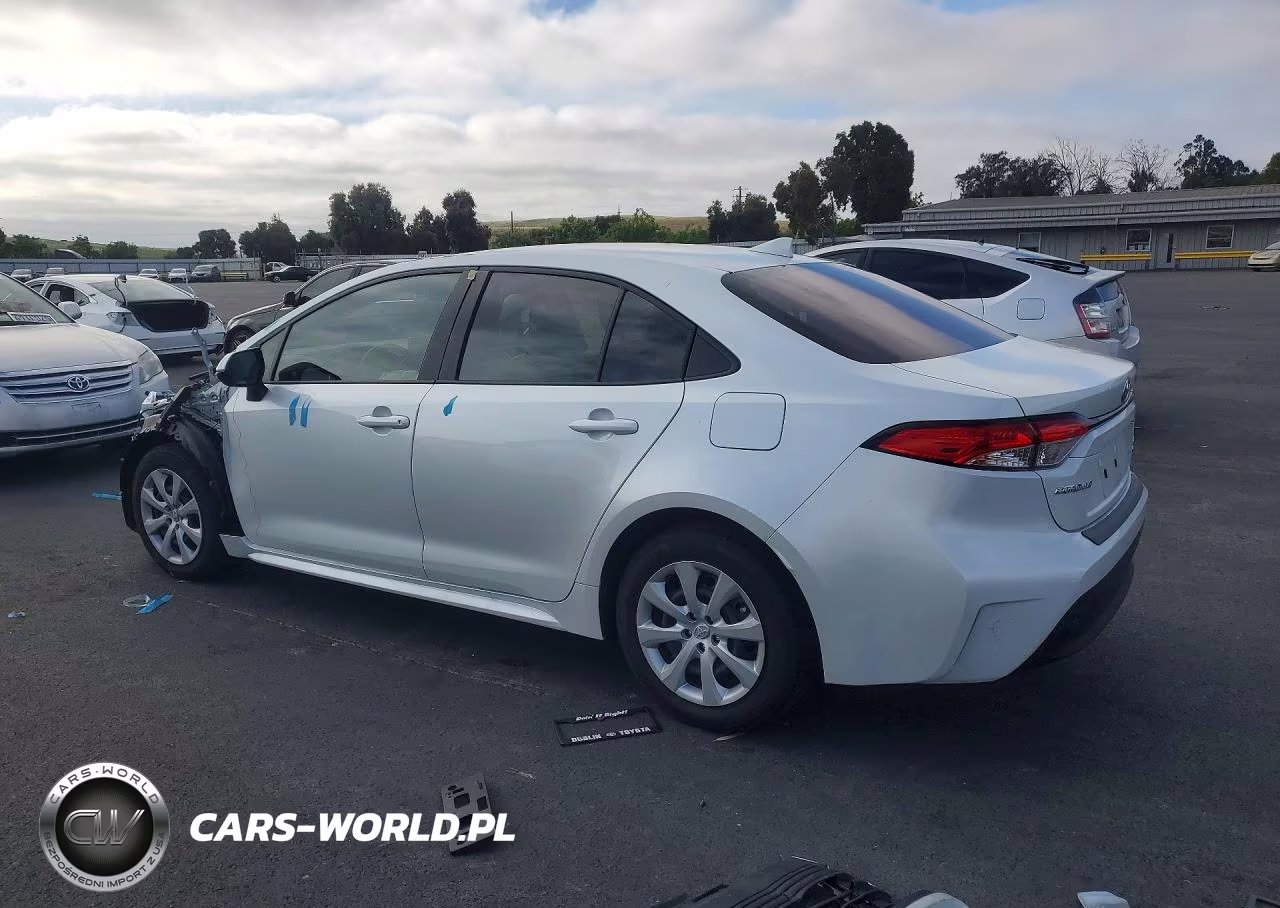 2025 Toyota Corolla Hybrid Le VIN:JTDBCMFE3S3106227 - 2