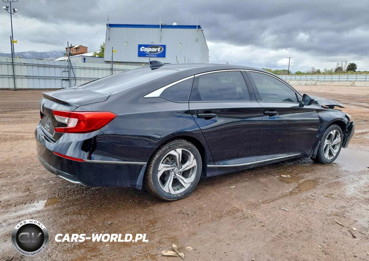 2018 Honda Accord Ex VIN:1HGCV1F46JA260009 - 3