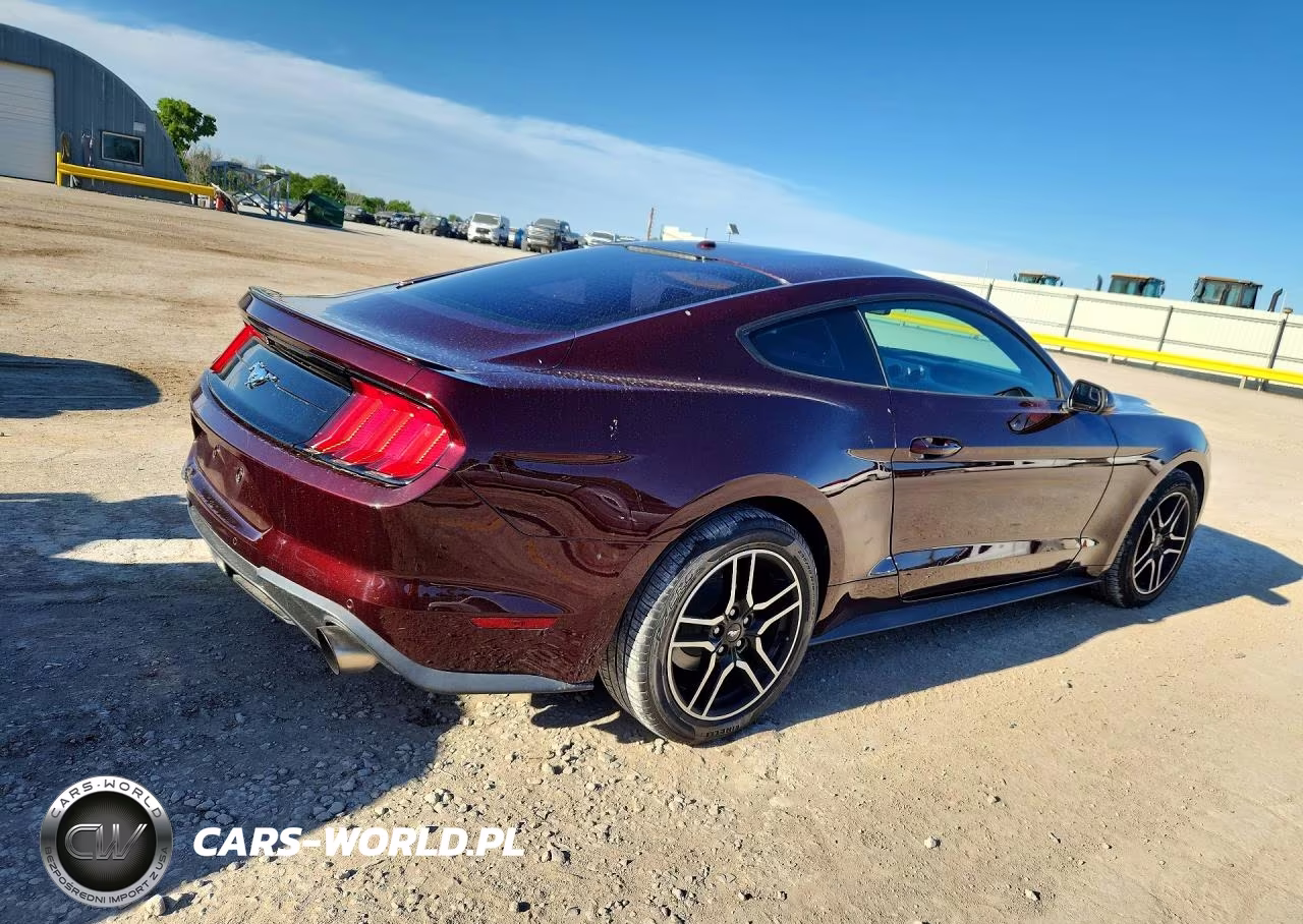 2018 Ford Mustang VIN:1FA6P8TH7J5105098 - 3