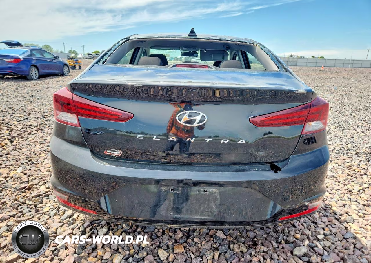 2020 Hyundai Elantra Sel VIN:5NPD84LF5LH581231 - 6