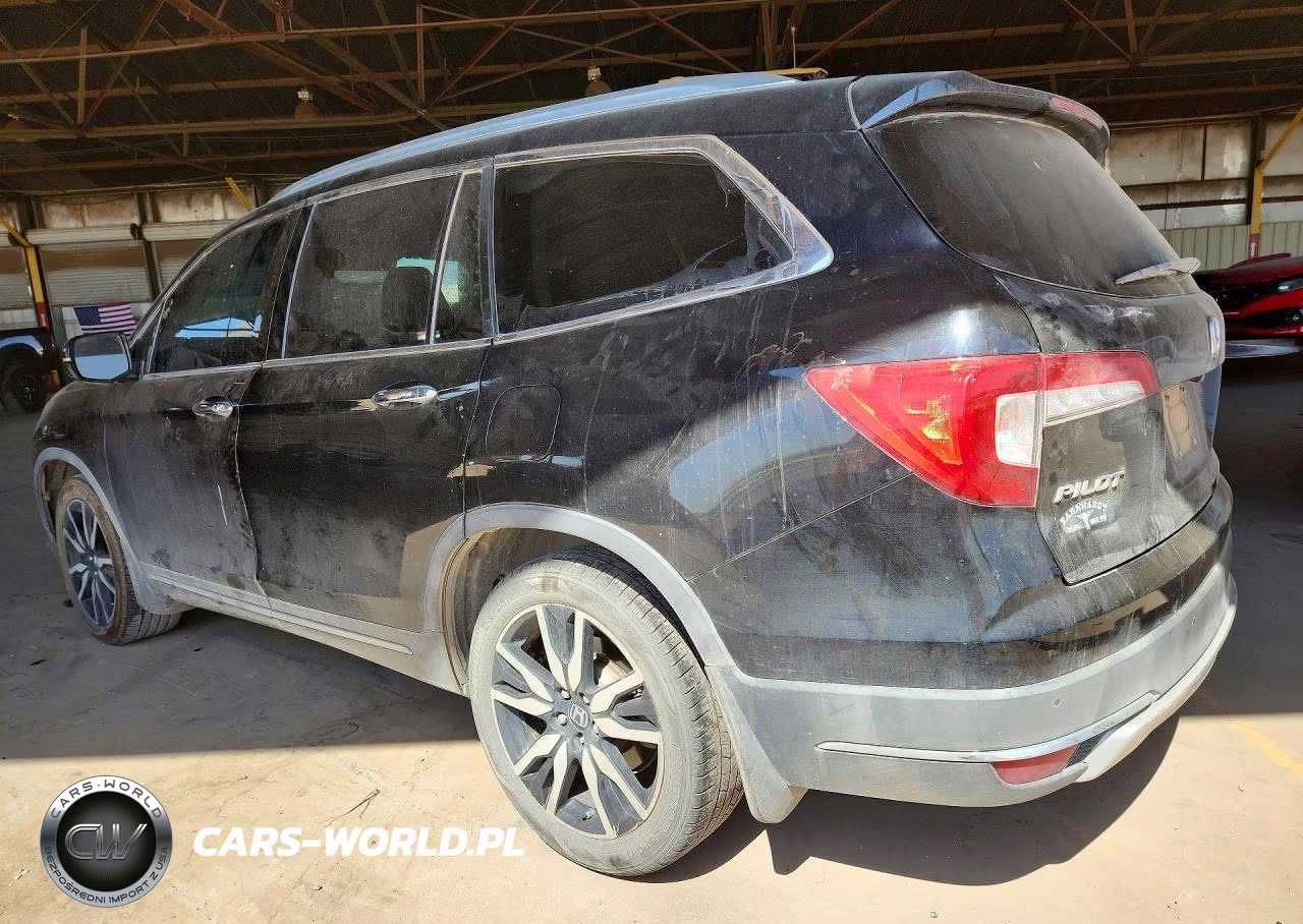 2019 Honda Pilot Touring VIN:5FNYF5H91KB007285 - 2