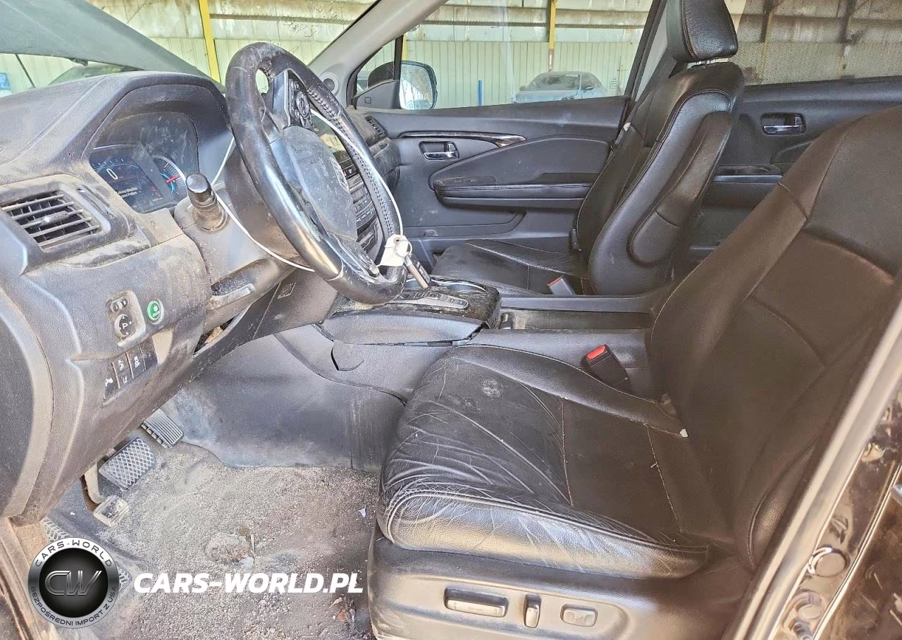 2019 Honda Pilot Touring VIN:5FNYF5H91KB007285 - 7