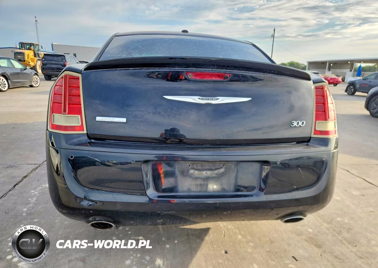2012 Chrysler 300 VIN:2C3CCADT8CH315339 - 6