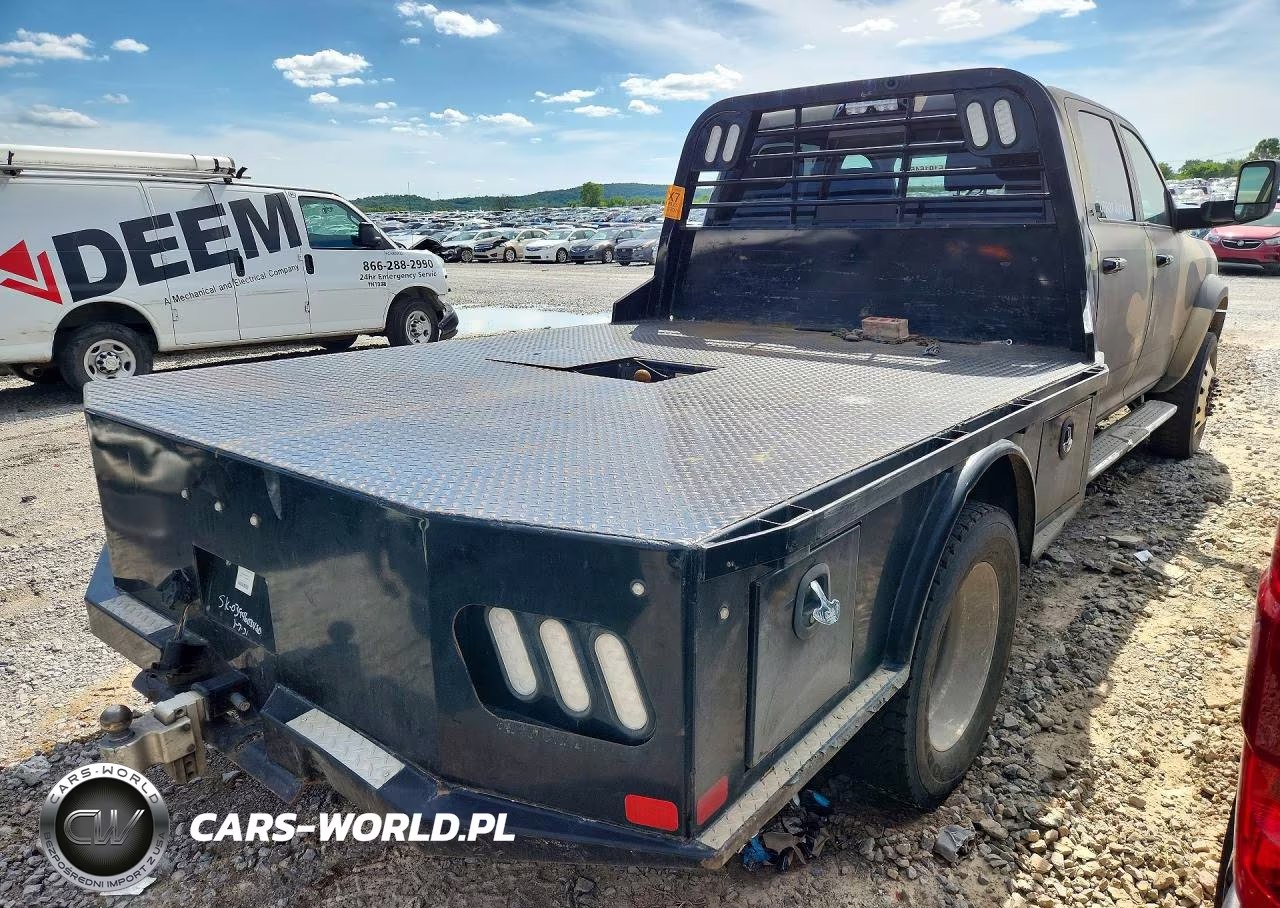 2020 Ram 5500 VIN:3C7WRNEL4LG304984 - 3