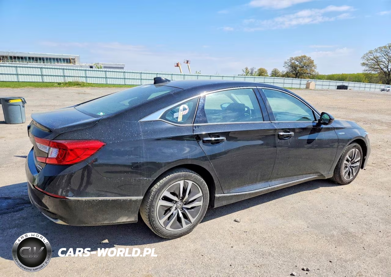 2020 Honda Accord Touring Hybrid VIN:1HGCV3F90LA011263 - 3