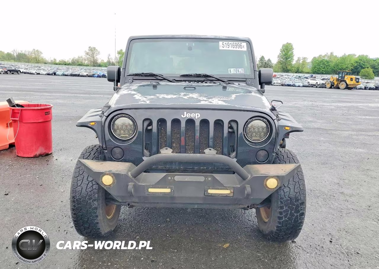 2010 Jeep Wrangler Unlimited Sahara VIN:1J4BA5H19AL162283 - 5
