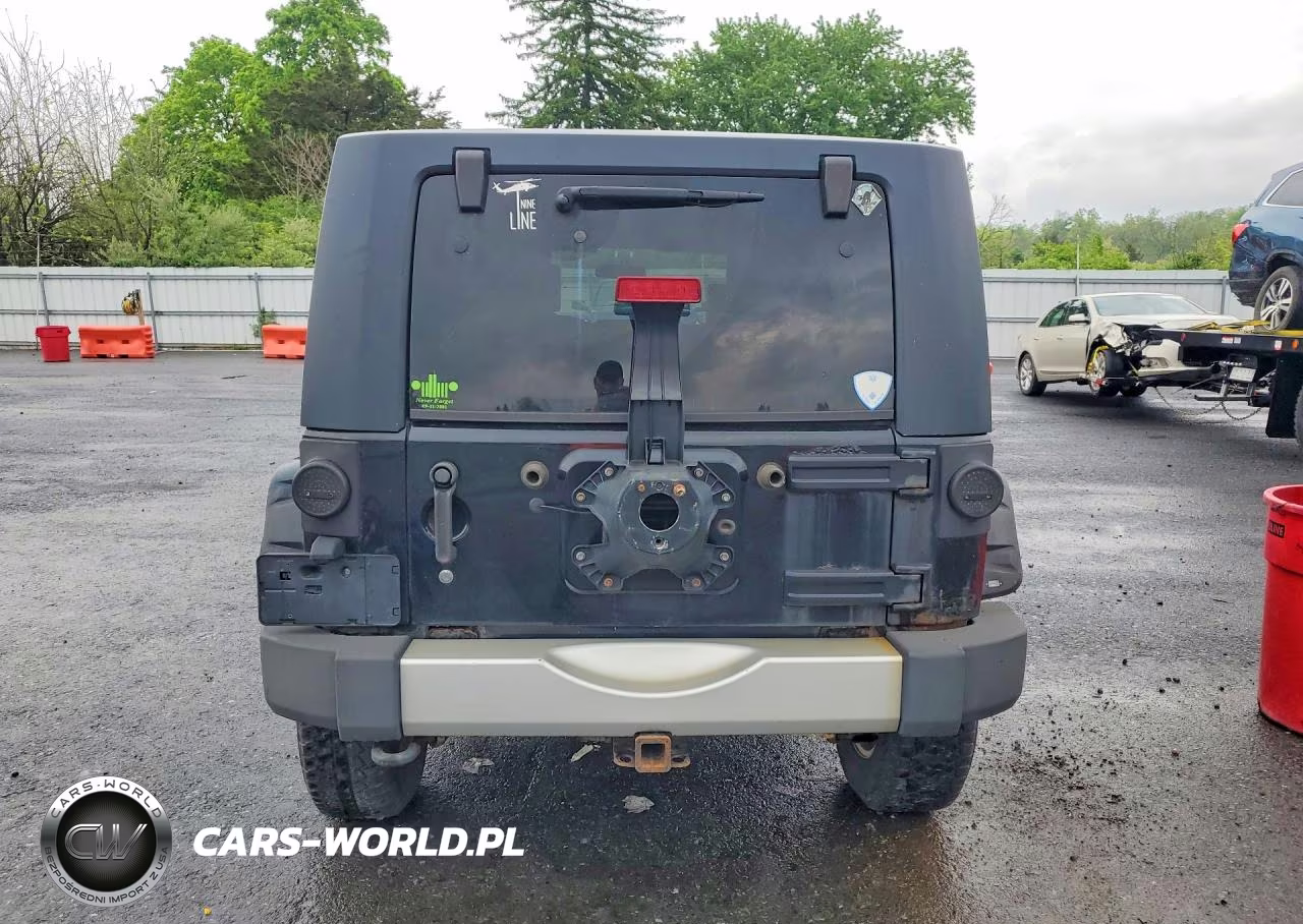 2010 Jeep Wrangler Unlimited Sahara VIN:1J4BA5H19AL162283 - 6