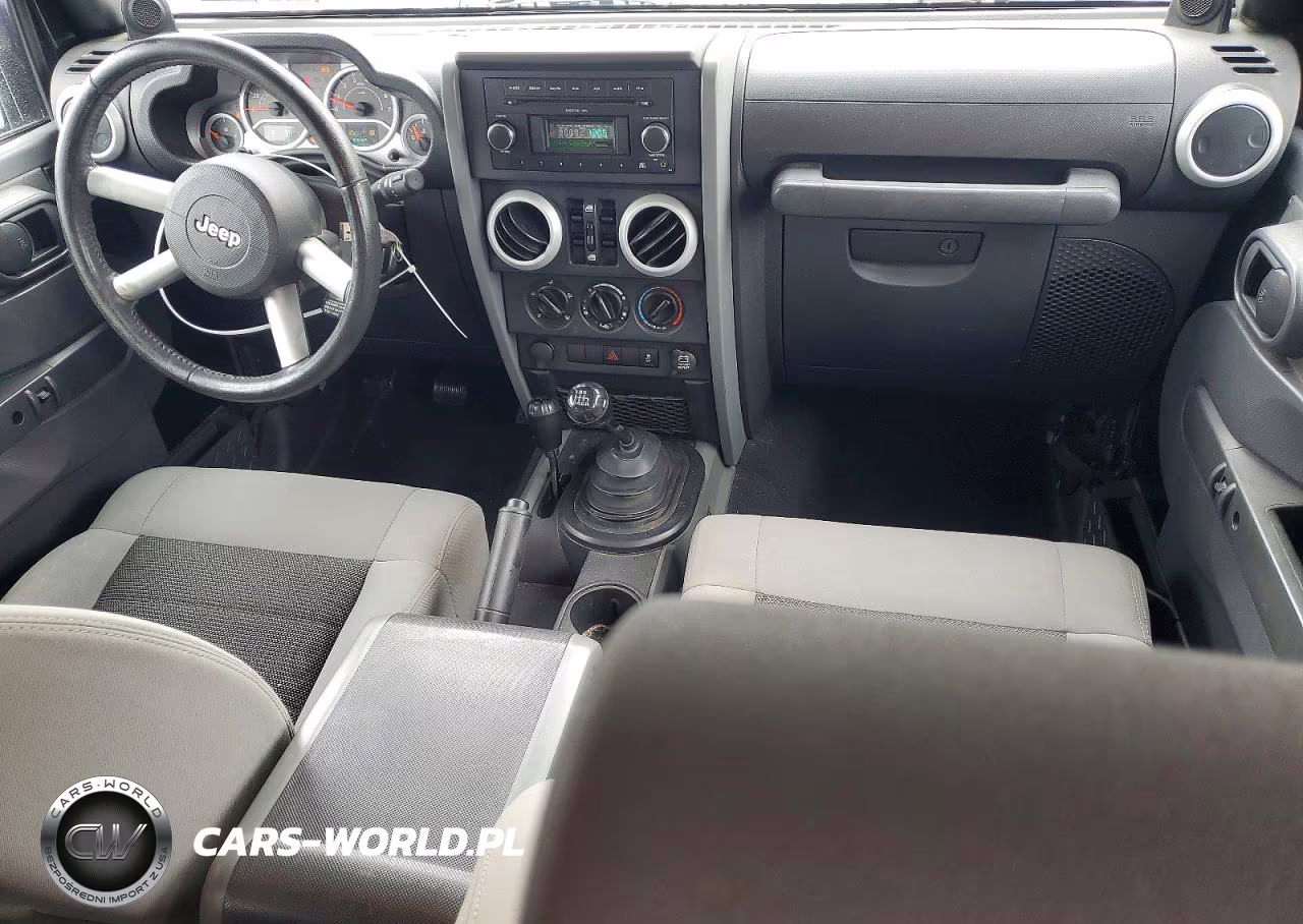 2010 Jeep Wrangler Unlimited Sahara VIN:1J4BA5H19AL162283 - 8
