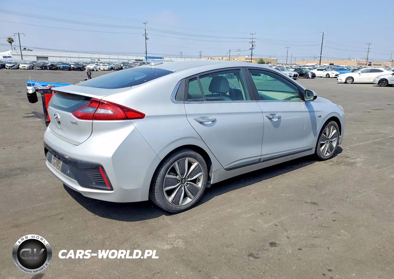 2018 Hyundai Ioniq Limited VIN:KMHC05LC7JU063540 - 3