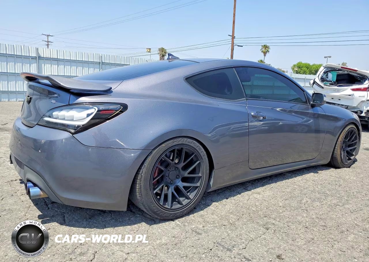 2015 Hyundai Genesis Coupe 3.8 Ultimate VIN:KMHHU6KJ6FU126246 - 3