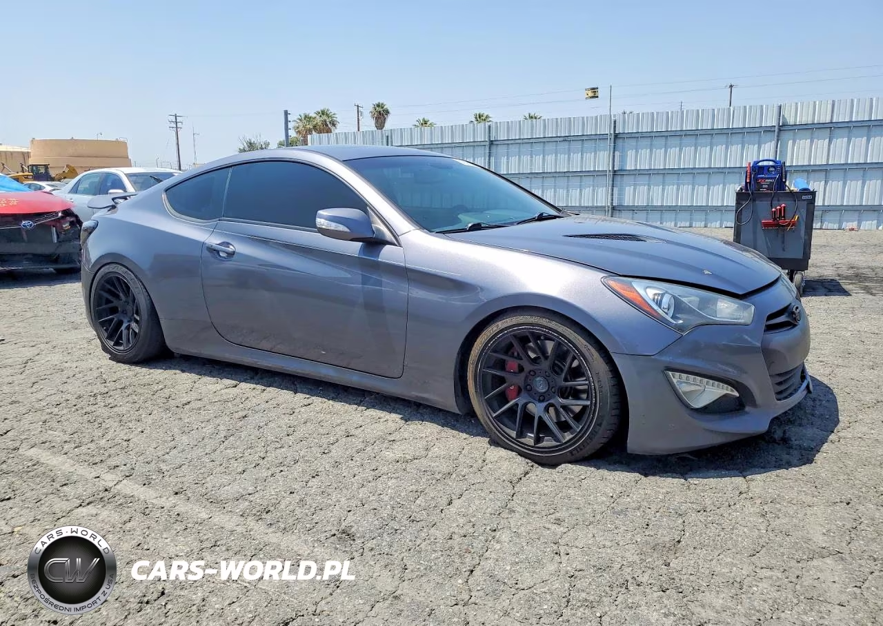 2015 Hyundai Genesis Coupe 3.8 Ultimate VIN:KMHHU6KJ6FU126246 - 4