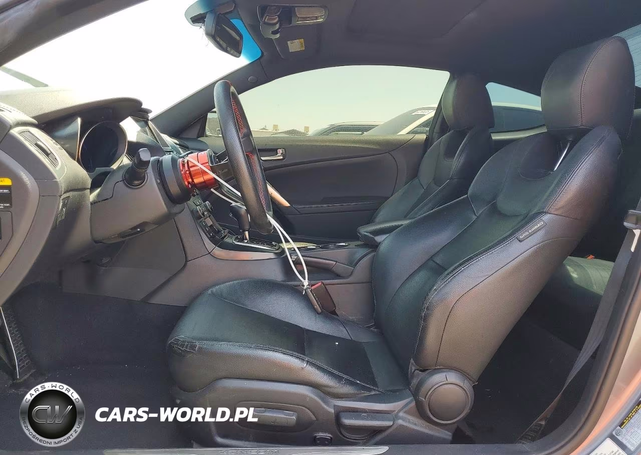 2015 Hyundai Genesis Coupe 3.8 Ultimate VIN:KMHHU6KJ6FU126246 - 7