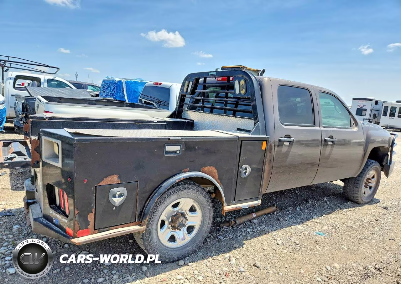 2008 Chevrolet Silverado K2500 Heavy Duty VIN:1GCHK23698F140405 - 3